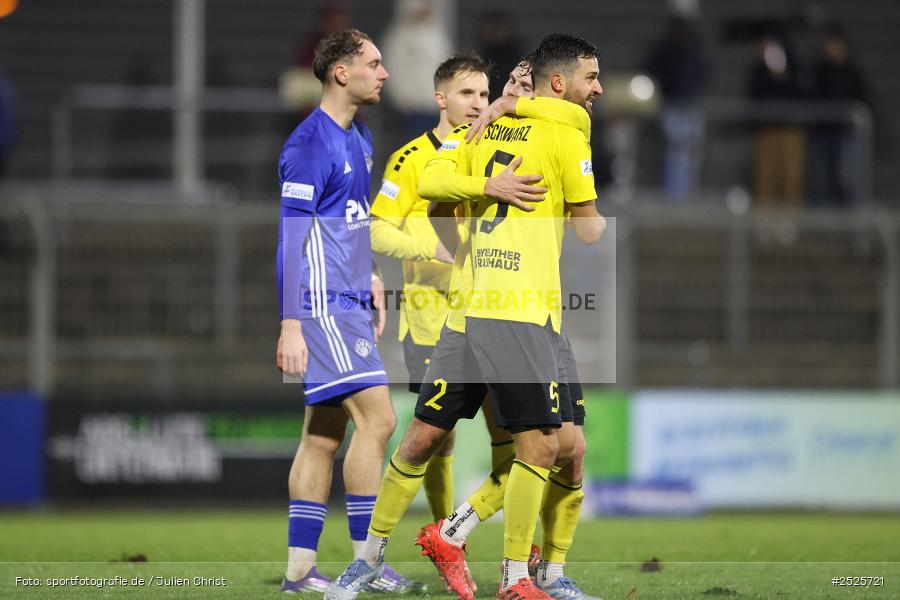 sport, action, Stadion am Schönbusch, SpVgg Bayreuth, SVA, SV Viktoria Aschaffenburg, Regionalliga Bayern, Fussball, BFV, BAY, Aschaffenburg, 28.11.2025, 20. Spieltag - Bild-ID: 2525721