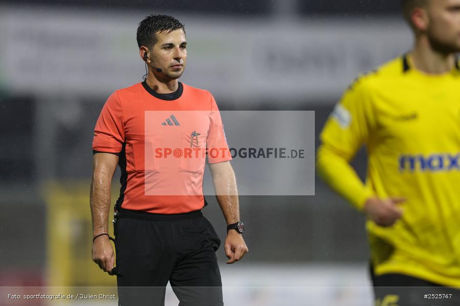 sport, action, Stadion am Schönbusch, SpVgg Bayreuth, SVA, SV Viktoria Aschaffenburg, Regionalliga Bayern, Fussball, BFV, BAY, Aschaffenburg, 28.11.2025, 20. Spieltag - Bild-ID: 2525747
