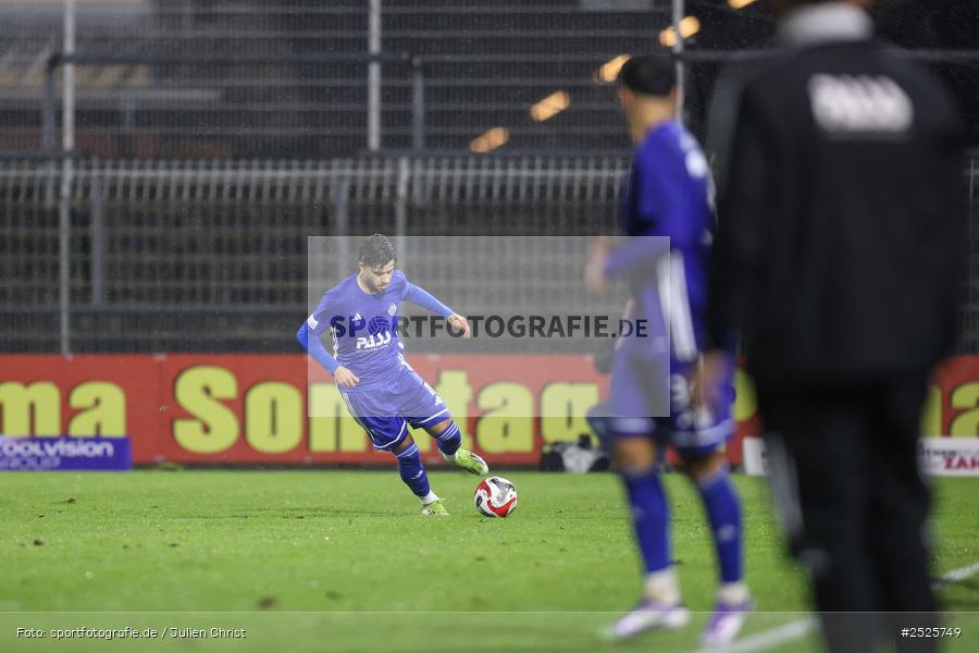 sport, action, Stadion am Schönbusch, SpVgg Bayreuth, SVA, SV Viktoria Aschaffenburg, Regionalliga Bayern, Fussball, BFV, BAY, Aschaffenburg, 28.11.2025, 20. Spieltag - Bild-ID: 2525749