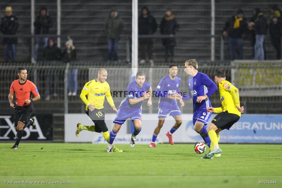 sport, action, Stadion am Schönbusch, SpVgg Bayreuth, SVA, SV Viktoria Aschaffenburg, Regionalliga Bayern, Fussball, BFV, BAY, Aschaffenburg, 28.11.2025, 20. Spieltag - Bild-ID: 2525844