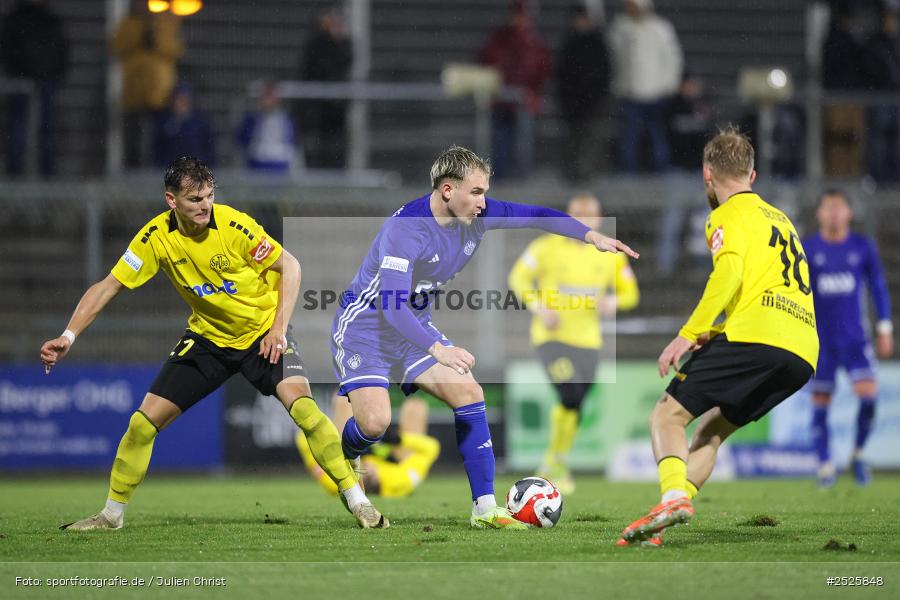 sport, action, Stadion am Schönbusch, SpVgg Bayreuth, SVA, SV Viktoria Aschaffenburg, Regionalliga Bayern, Fussball, BFV, BAY, Aschaffenburg, 28.11.2025, 20. Spieltag - Bild-ID: 2525848