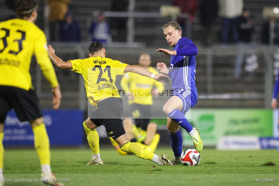 sport, action, Stadion am Schönbusch, SpVgg Bayreuth, SVA, SV Viktoria Aschaffenburg, Regionalliga Bayern, Fussball, BFV, BAY, Aschaffenburg, 28.11.2025, 20. Spieltag - Bild-ID: 2525849