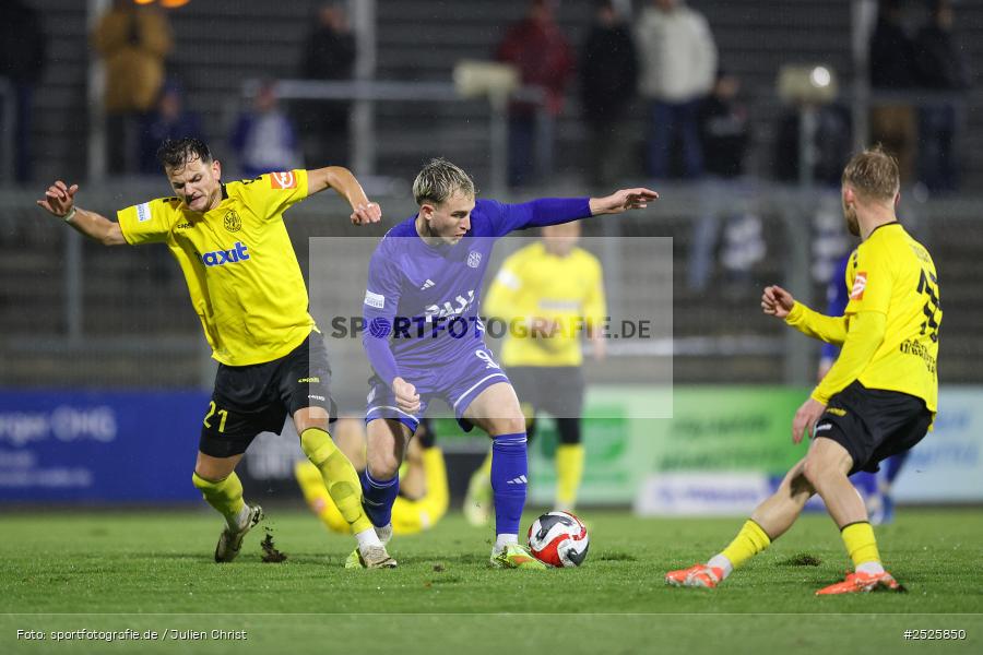 sport, action, Stadion am Schönbusch, SpVgg Bayreuth, SVA, SV Viktoria Aschaffenburg, Regionalliga Bayern, Fussball, BFV, BAY, Aschaffenburg, 28.11.2025, 20. Spieltag - Bild-ID: 2525850