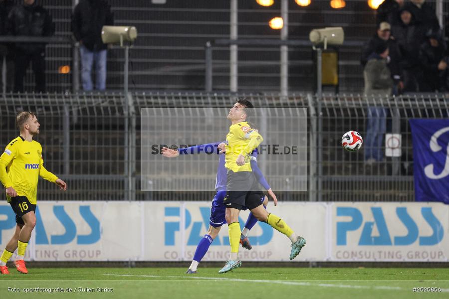 sport, action, Stadion am Schönbusch, SpVgg Bayreuth, SVA, SV Viktoria Aschaffenburg, Regionalliga Bayern, Fussball, BFV, BAY, Aschaffenburg, 28.11.2025, 20. Spieltag - Bild-ID: 2525856