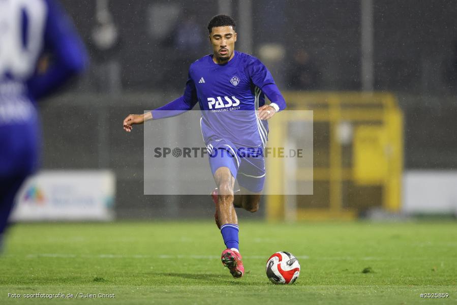 sport, action, Stadion am Schönbusch, SpVgg Bayreuth, SVA, SV Viktoria Aschaffenburg, Regionalliga Bayern, Fussball, BFV, BAY, Aschaffenburg, 28.11.2025, 20. Spieltag - Bild-ID: 2525859