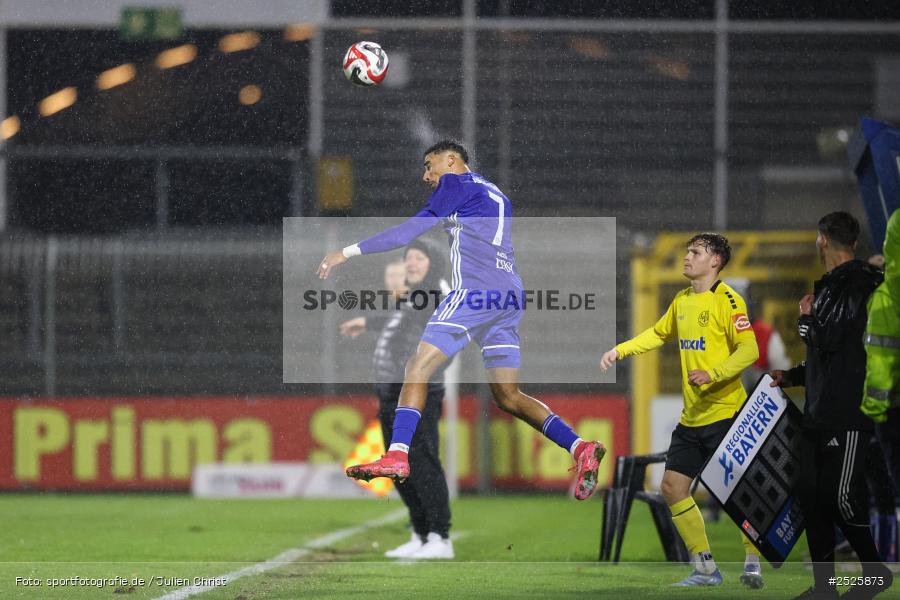 sport, action, Stadion am Schönbusch, SpVgg Bayreuth, SVA, SV Viktoria Aschaffenburg, Regionalliga Bayern, Fussball, BFV, BAY, Aschaffenburg, 28.11.2025, 20. Spieltag - Bild-ID: 2525873