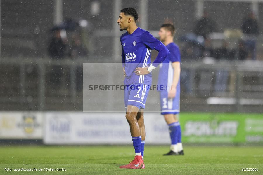 sport, action, Stadion am Schönbusch, SpVgg Bayreuth, SVA, SV Viktoria Aschaffenburg, Regionalliga Bayern, Fussball, BFV, BAY, Aschaffenburg, 28.11.2025, 20. Spieltag - Bild-ID: 2525886