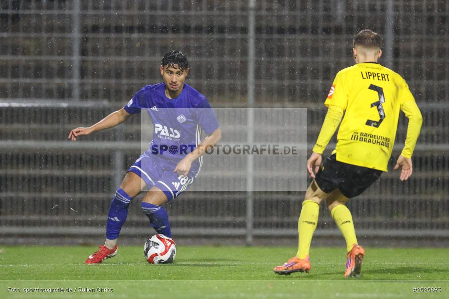 sport, action, Stadion am Schönbusch, SpVgg Bayreuth, SVA, SV Viktoria Aschaffenburg, Regionalliga Bayern, Fussball, BFV, BAY, Aschaffenburg, 28.11.2025, 20. Spieltag - Bild-ID: 2525893