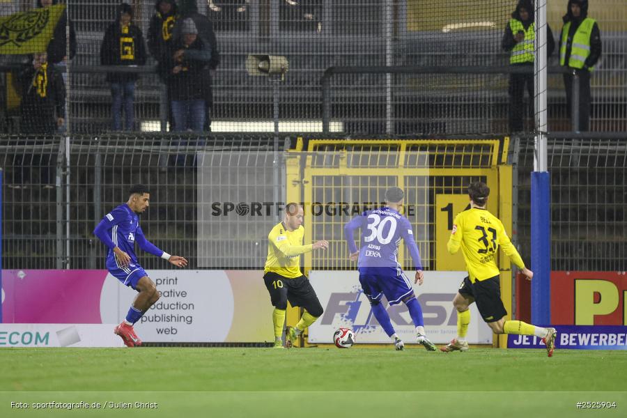 sport, action, Stadion am Schönbusch, SpVgg Bayreuth, SVA, SV Viktoria Aschaffenburg, Regionalliga Bayern, Fussball, BFV, BAY, Aschaffenburg, 28.11.2025, 20. Spieltag - Bild-ID: 2525904