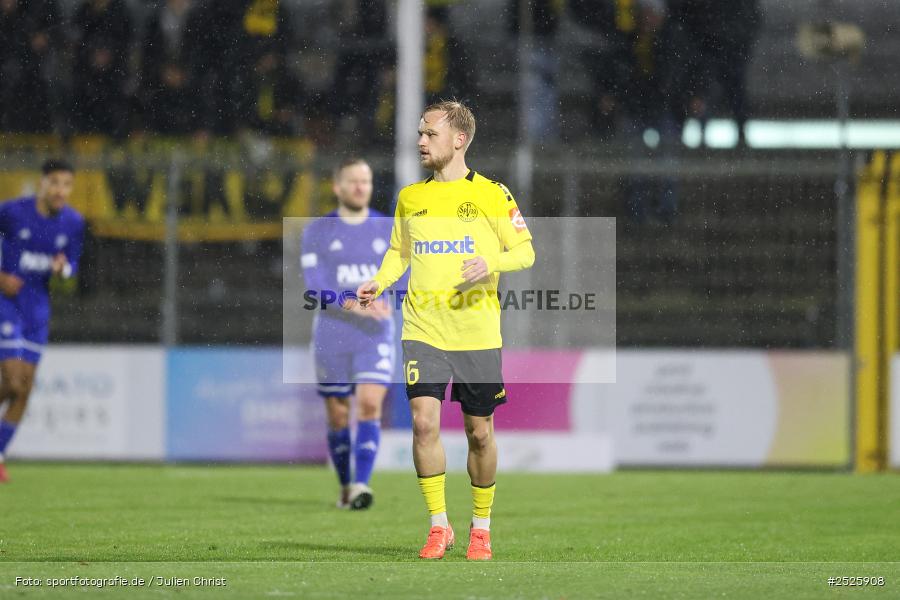 sport, action, Stadion am Schönbusch, SpVgg Bayreuth, SVA, SV Viktoria Aschaffenburg, Regionalliga Bayern, Fussball, BFV, BAY, Aschaffenburg, 28.11.2025, 20. Spieltag - Bild-ID: 2525908