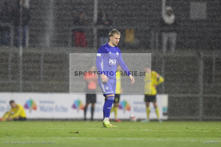 sport, action, Stadion am Schönbusch, SpVgg Bayreuth, SVA, SV Viktoria Aschaffenburg, Regionalliga Bayern, Fussball, BFV, BAY, Aschaffenburg, 28.11.2025, 20. Spieltag - Bild-ID: 2525912