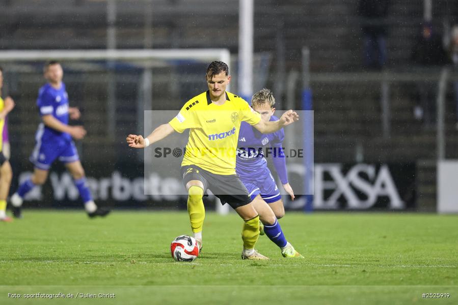sport, action, Stadion am Schönbusch, SpVgg Bayreuth, SVA, SV Viktoria Aschaffenburg, Regionalliga Bayern, Fussball, BFV, BAY, Aschaffenburg, 28.11.2025, 20. Spieltag - Bild-ID: 2525919