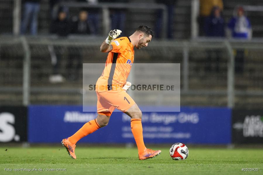 sport, action, Stadion am Schönbusch, SpVgg Bayreuth, SVA, SV Viktoria Aschaffenburg, Regionalliga Bayern, Fussball, BFV, BAY, Aschaffenburg, 28.11.2025, 20. Spieltag - Bild-ID: 2525920