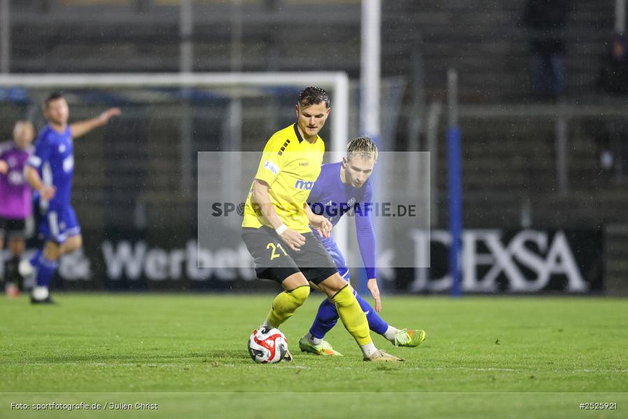 sport, action, Stadion am Schönbusch, SpVgg Bayreuth, SVA, SV Viktoria Aschaffenburg, Regionalliga Bayern, Fussball, BFV, BAY, Aschaffenburg, 28.11.2025, 20. Spieltag - Bild-ID: 2525921