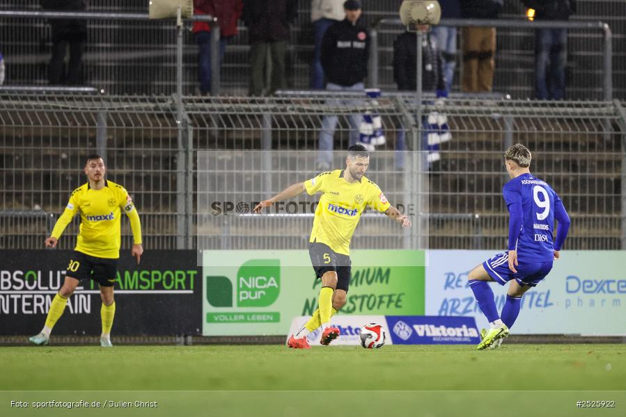 sport, action, Stadion am Schönbusch, SpVgg Bayreuth, SVA, SV Viktoria Aschaffenburg, Regionalliga Bayern, Fussball, BFV, BAY, Aschaffenburg, 28.11.2025, 20. Spieltag - Bild-ID: 2525922