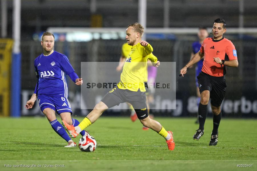 sport, action, Stadion am Schönbusch, SpVgg Bayreuth, SVA, SV Viktoria Aschaffenburg, Regionalliga Bayern, Fussball, BFV, BAY, Aschaffenburg, 28.11.2025, 20. Spieltag - Bild-ID: 2525931