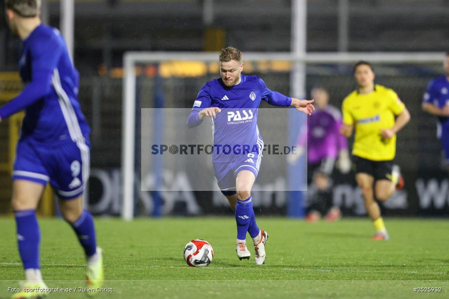 sport, action, Stadion am Schönbusch, SpVgg Bayreuth, SVA, SV Viktoria Aschaffenburg, Regionalliga Bayern, Fussball, BFV, BAY, Aschaffenburg, 28.11.2025, 20. Spieltag - Bild-ID: 2525932