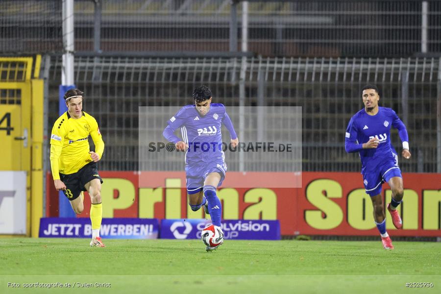 sport, action, Stadion am Schönbusch, SpVgg Bayreuth, SVA, SV Viktoria Aschaffenburg, Regionalliga Bayern, Fussball, BFV, BAY, Aschaffenburg, 28.11.2025, 20. Spieltag - Bild-ID: 2525936