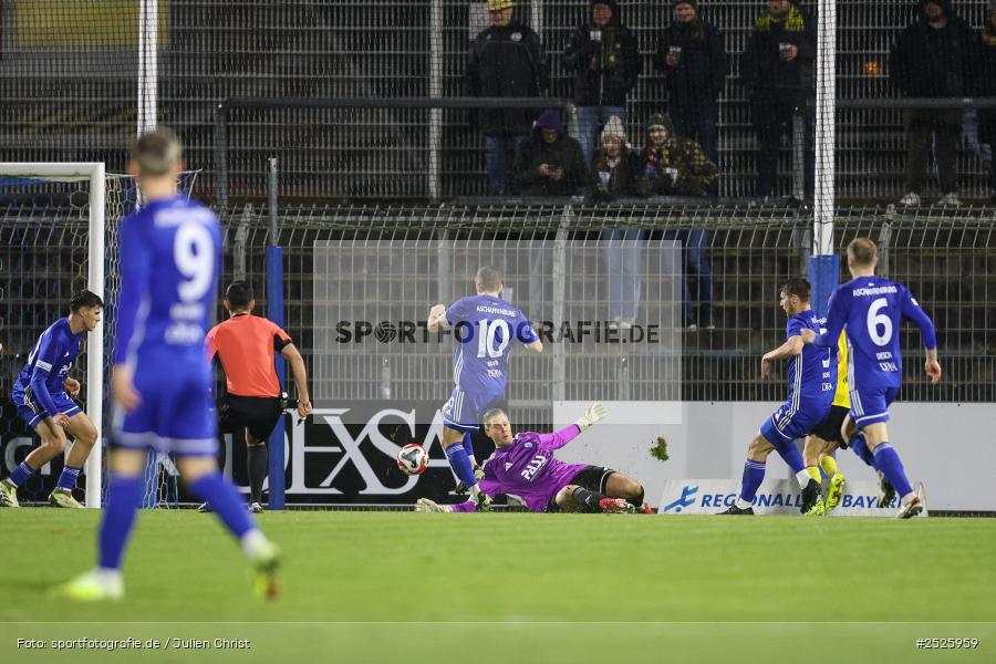 sport, action, Stadion am Schönbusch, SpVgg Bayreuth, SVA, SV Viktoria Aschaffenburg, Regionalliga Bayern, Fussball, BFV, BAY, Aschaffenburg, 28.11.2025, 20. Spieltag - Bild-ID: 2525959