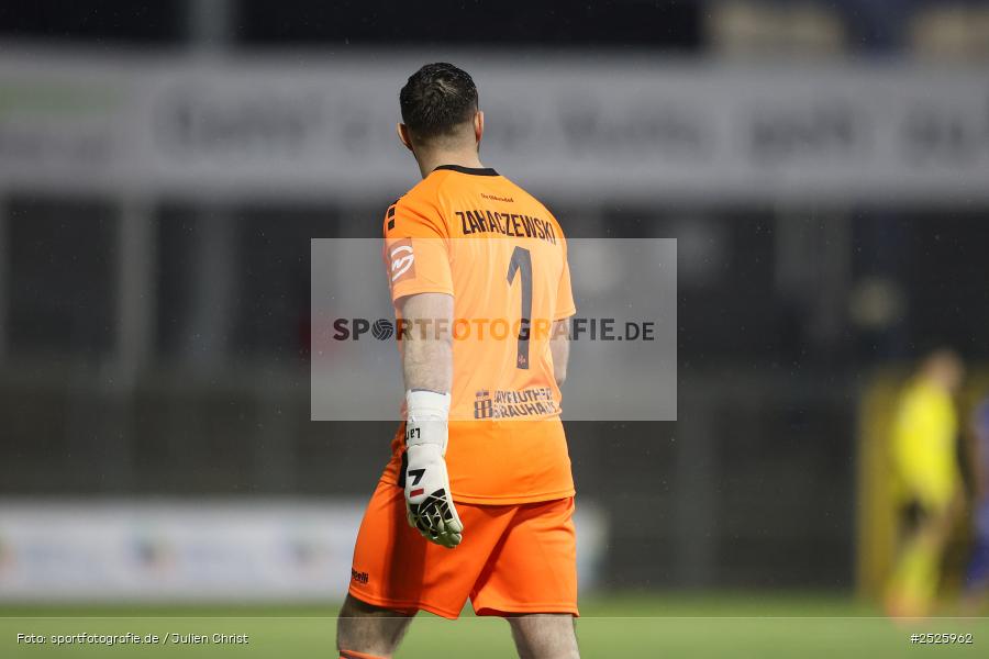 sport, action, Stadion am Schönbusch, SpVgg Bayreuth, SVA, SV Viktoria Aschaffenburg, Regionalliga Bayern, Fussball, BFV, BAY, Aschaffenburg, 28.11.2025, 20. Spieltag - Bild-ID: 2525962