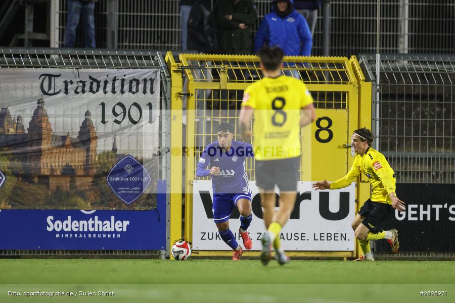 sport, action, Stadion am Schönbusch, SpVgg Bayreuth, SVA, SV Viktoria Aschaffenburg, Regionalliga Bayern, Fussball, BFV, BAY, Aschaffenburg, 28.11.2025, 20. Spieltag - Bild-ID: 2525971