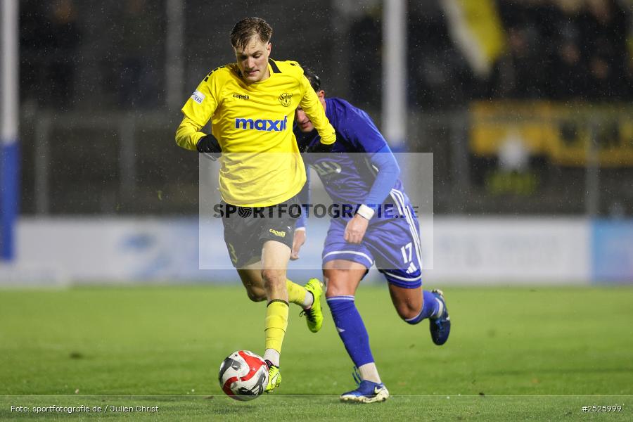 sport, action, Stadion am Schönbusch, SpVgg Bayreuth, SVA, SV Viktoria Aschaffenburg, Regionalliga Bayern, Fussball, BFV, BAY, Aschaffenburg, 28.11.2025, 20. Spieltag - Bild-ID: 2525999