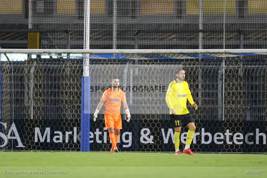 sport, action, Stadion am Schönbusch, SpVgg Bayreuth, SVA, SV Viktoria Aschaffenburg, Regionalliga Bayern, Fussball, BFV, BAY, Aschaffenburg, 28.11.2025, 20. Spieltag - Bild-ID: 2526077