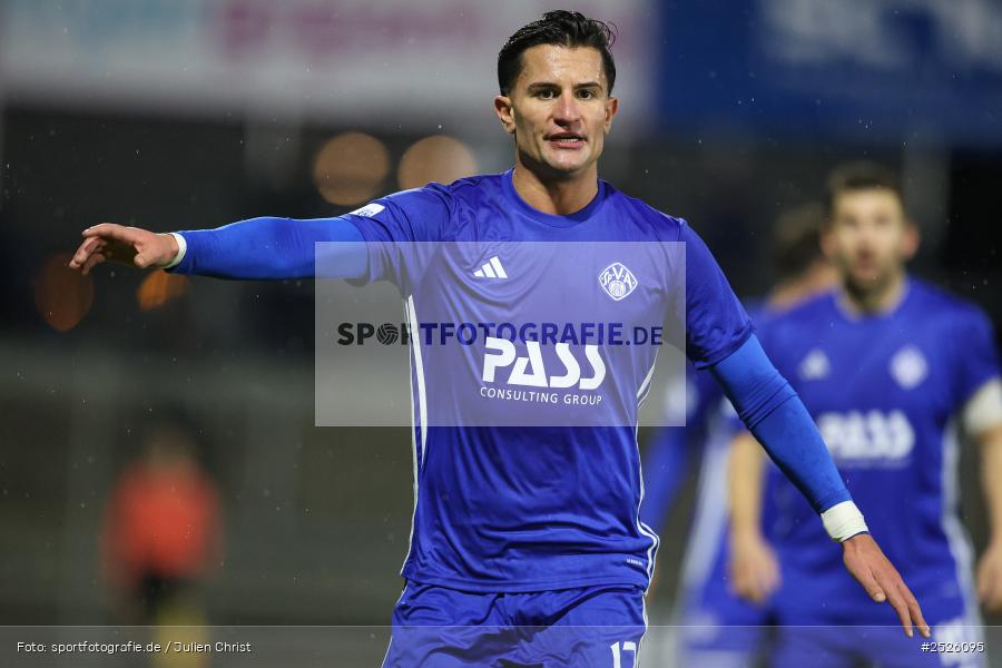 sport, action, Stadion am Schönbusch, SpVgg Bayreuth, SVA, SV Viktoria Aschaffenburg, Regionalliga Bayern, Fussball, BFV, BAY, Aschaffenburg, 28.11.2025, 20. Spieltag - Bild-ID: 2526095