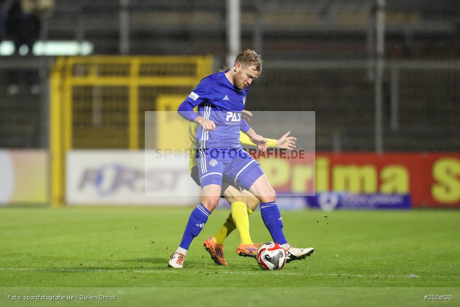 sport, action, Stadion am Schönbusch, SpVgg Bayreuth, SVA, SV Viktoria Aschaffenburg, Regionalliga Bayern, Fussball, BFV, BAY, Aschaffenburg, 28.11.2025, 20. Spieltag - Bild-ID: 2526100