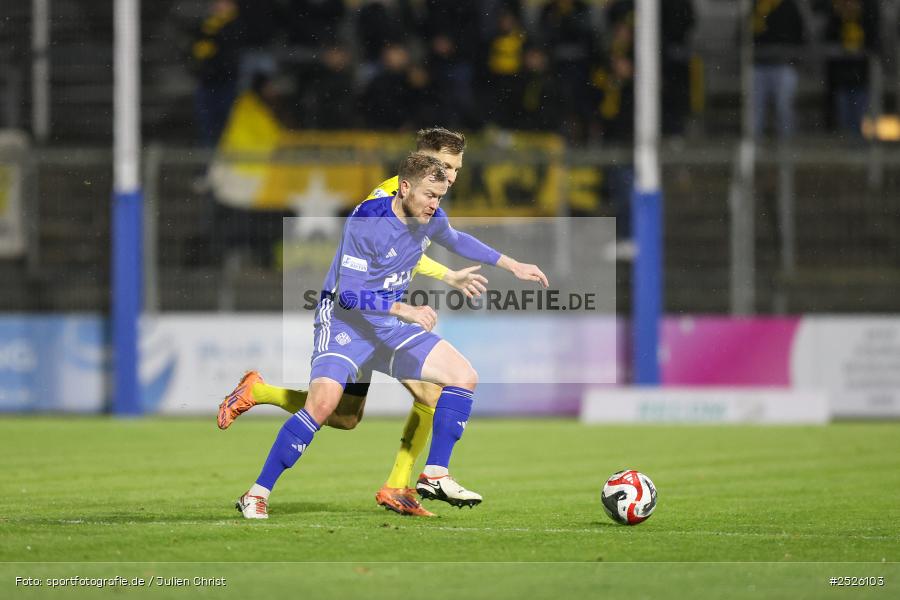sport, action, Stadion am Schönbusch, SpVgg Bayreuth, SVA, SV Viktoria Aschaffenburg, Regionalliga Bayern, Fussball, BFV, BAY, Aschaffenburg, 28.11.2025, 20. Spieltag - Bild-ID: 2526103