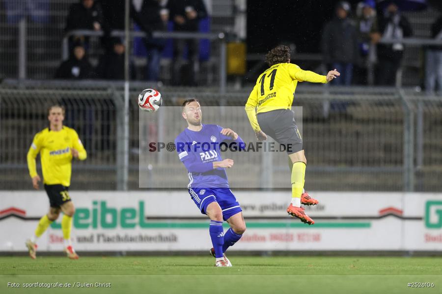 sport, action, Stadion am Schönbusch, SpVgg Bayreuth, SVA, SV Viktoria Aschaffenburg, Regionalliga Bayern, Fussball, BFV, BAY, Aschaffenburg, 28.11.2025, 20. Spieltag - Bild-ID: 2526106