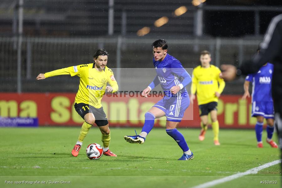 sport, action, Stadion am Schönbusch, SpVgg Bayreuth, SVA, SV Viktoria Aschaffenburg, Regionalliga Bayern, Fussball, BFV, BAY, Aschaffenburg, 28.11.2025, 20. Spieltag - Bild-ID: 2526122