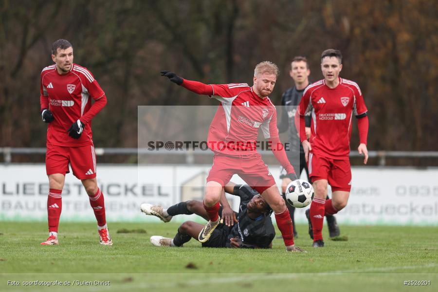 sport, action, TSV Mönchröden, TSV Karlburg, MÖN, Landesliga Nordwest, Karlburg, KAR, Fussball, Fundamentum Sportpark, BFV, 29.11.2025, 22. Spieltag - Bild-ID: 2526201