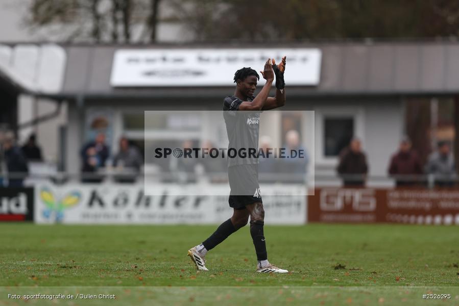 sport, action, TSV Mönchröden, TSV Karlburg, MÖN, Landesliga Nordwest, Karlburg, KAR, Fussball, Fundamentum Sportpark, BFV, 29.11.2025, 22. Spieltag - Bild-ID: 2526295