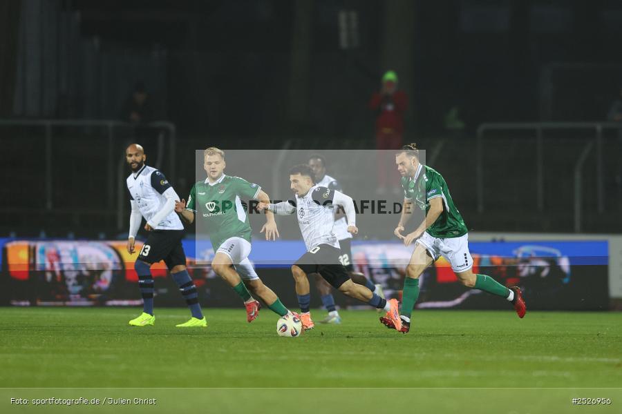 sport, action, Schweinfurt, Sachs-Stadion, SVW, SV Waldhof Mannheim, Fussball, FCS, DFB, 3. Liga, 29.11.2025, 16. Spieltag, 1. FC Schweinfurt 1905 - Bild-ID: 2526956