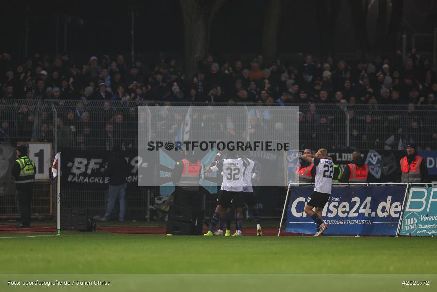 sport, action, Schweinfurt, Sachs-Stadion, SVW, SV Waldhof Mannheim, Fussball, FCS, DFB, 3. Liga, 29.11.2025, 16. Spieltag, 1. FC Schweinfurt 1905 - Bild-ID: 2526972