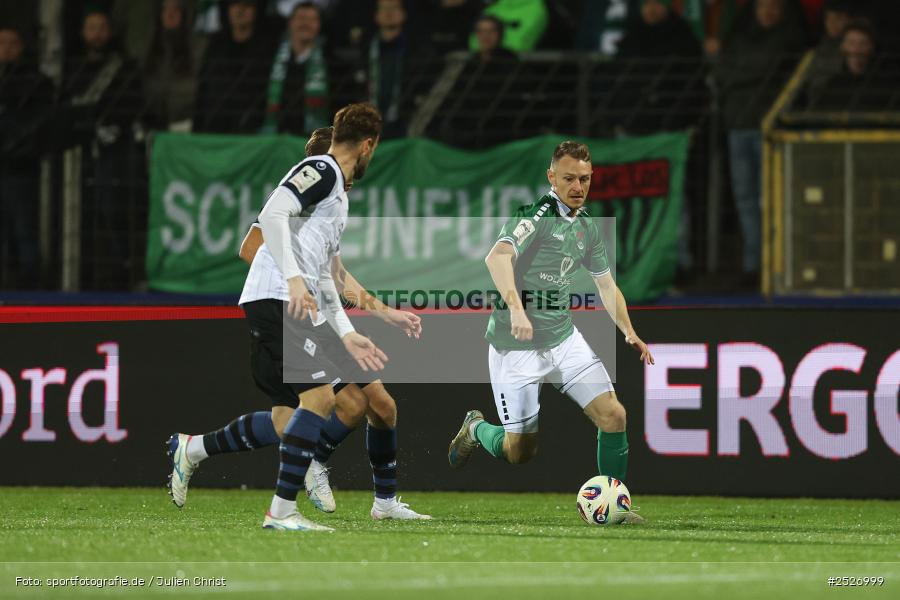 sport, action, Schweinfurt, Sachs-Stadion, SVW, SV Waldhof Mannheim, Fussball, FCS, DFB, 3. Liga, 29.11.2025, 16. Spieltag, 1. FC Schweinfurt 1905 - Bild-ID: 2526999