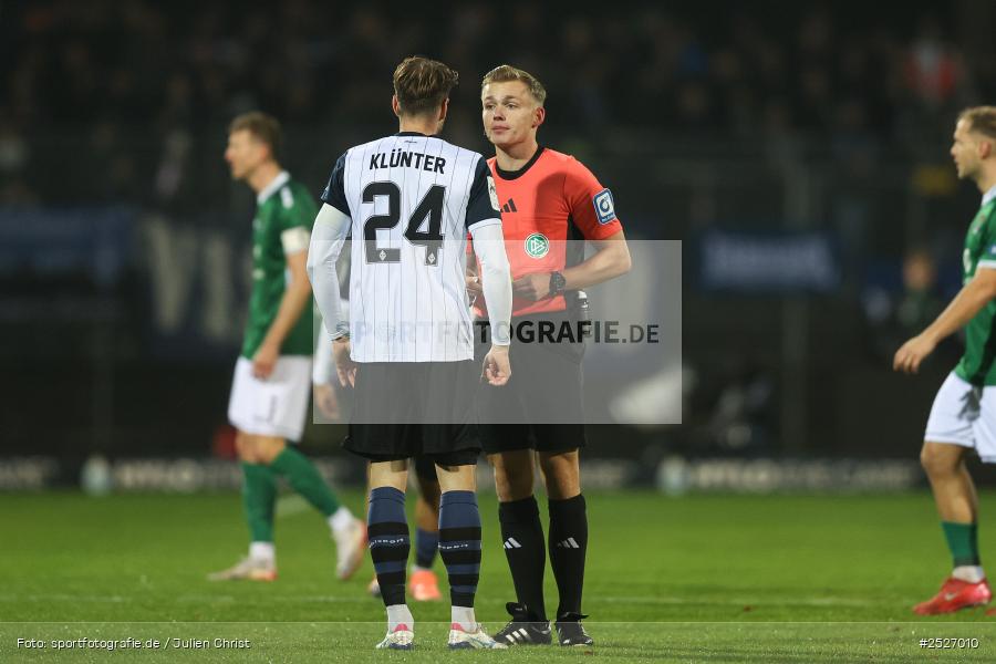 sport, action, Schweinfurt, Sachs-Stadion, SVW, SV Waldhof Mannheim, Fussball, FCS, DFB, 3. Liga, 29.11.2025, 16. Spieltag, 1. FC Schweinfurt 1905 - Bild-ID: 2527010