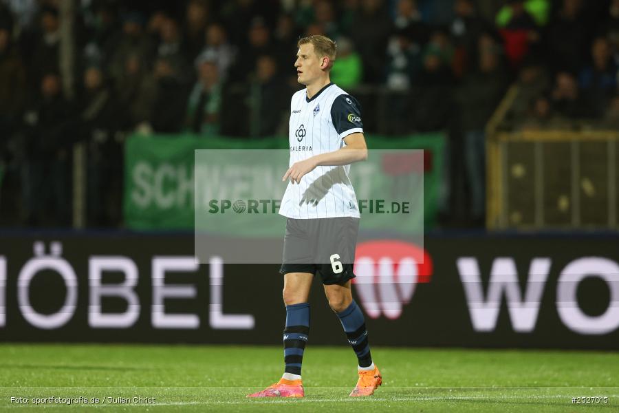sport, action, Schweinfurt, Sachs-Stadion, SVW, SV Waldhof Mannheim, Fussball, FCS, DFB, 3. Liga, 29.11.2025, 16. Spieltag, 1. FC Schweinfurt 1905 - Bild-ID: 2527015