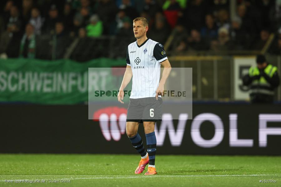 sport, action, Schweinfurt, Sachs-Stadion, SVW, SV Waldhof Mannheim, Fussball, FCS, DFB, 3. Liga, 29.11.2025, 16. Spieltag, 1. FC Schweinfurt 1905 - Bild-ID: 2527016