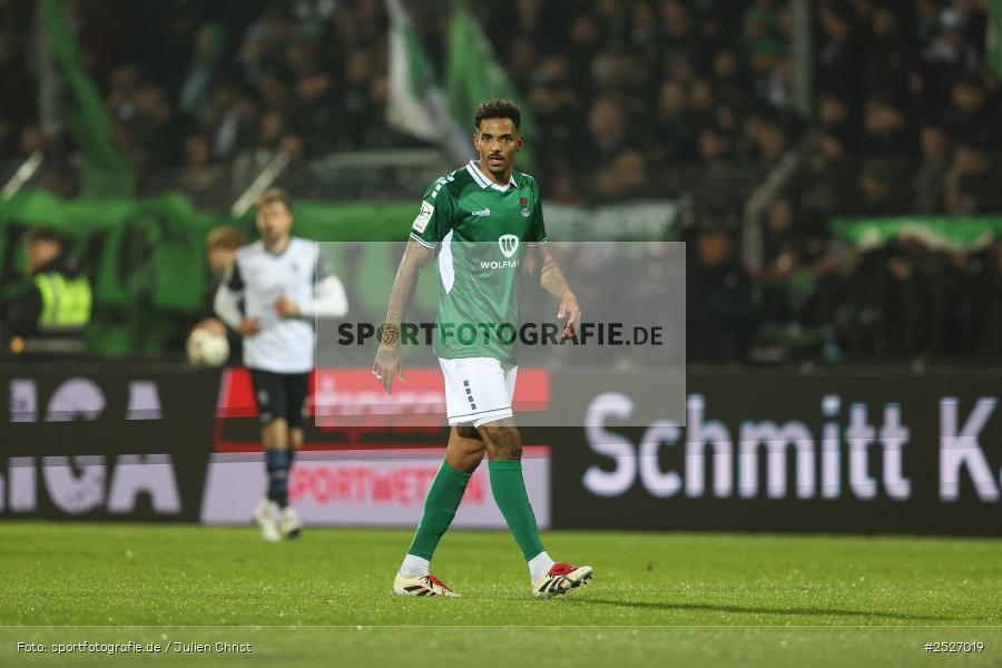 sport, action, Schweinfurt, Sachs-Stadion, SVW, SV Waldhof Mannheim, Fussball, FCS, DFB, 3. Liga, 29.11.2025, 16. Spieltag, 1. FC Schweinfurt 1905 - Bild-ID: 2527019