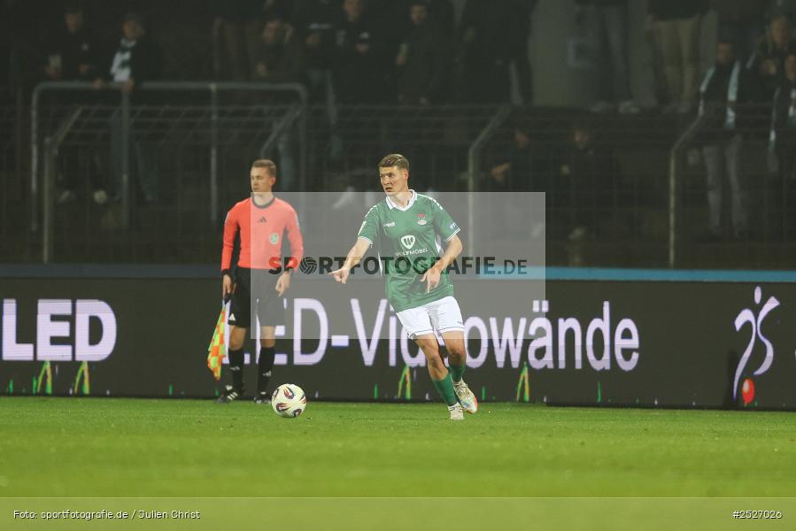 sport, action, Schweinfurt, Sachs-Stadion, SVW, SV Waldhof Mannheim, Fussball, FCS, DFB, 3. Liga, 29.11.2025, 16. Spieltag, 1. FC Schweinfurt 1905 - Bild-ID: 2527026
