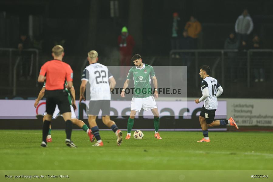 sport, action, Schweinfurt, Sachs-Stadion, SVW, SV Waldhof Mannheim, Fussball, FCS, DFB, 3. Liga, 29.11.2025, 16. Spieltag, 1. FC Schweinfurt 1905 - Bild-ID: 2527040