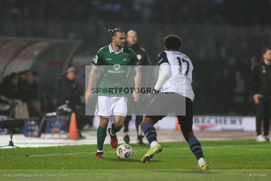 sport, action, Schweinfurt, Sachs-Stadion, SVW, SV Waldhof Mannheim, Fussball, FCS, DFB, 3. Liga, 29.11.2025, 16. Spieltag, 1. FC Schweinfurt 1905 - Bild-ID: 2527046