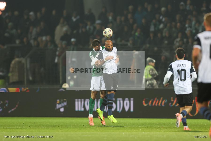 sport, action, Schweinfurt, Sachs-Stadion, SVW, SV Waldhof Mannheim, Fussball, FCS, DFB, 3. Liga, 29.11.2025, 16. Spieltag, 1. FC Schweinfurt 1905 - Bild-ID: 2527053