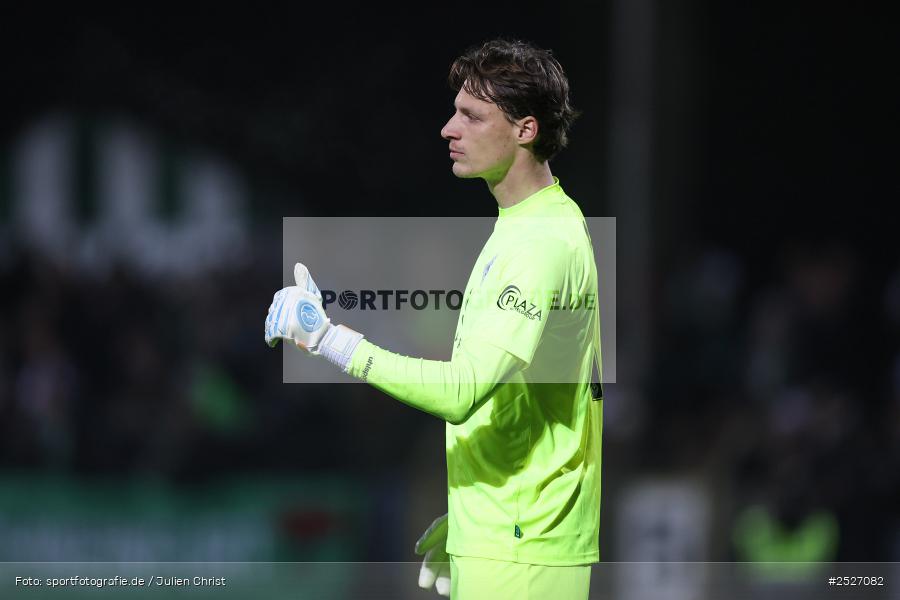 sport, action, Schweinfurt, Sachs-Stadion, SVW, SV Waldhof Mannheim, Fussball, FCS, DFB, 3. Liga, 29.11.2025, 16. Spieltag, 1. FC Schweinfurt 1905 - Bild-ID: 2527082