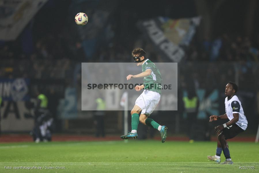 sport, action, Schweinfurt, Sachs-Stadion, SVW, SV Waldhof Mannheim, Fussball, FCS, DFB, 3. Liga, 29.11.2025, 16. Spieltag, 1. FC Schweinfurt 1905 - Bild-ID: 2527105