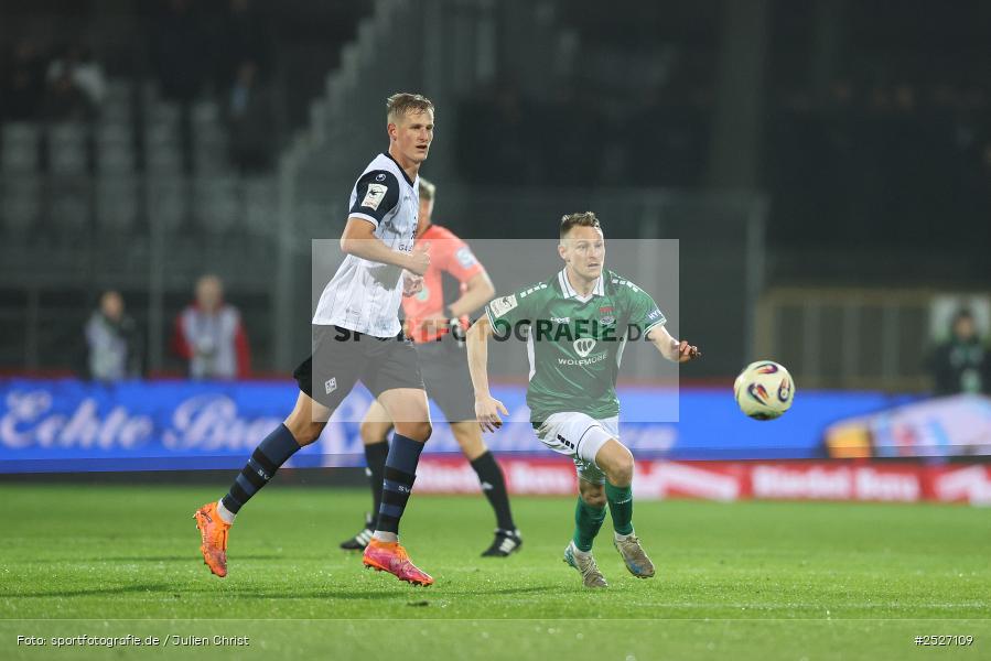 sport, action, Schweinfurt, Sachs-Stadion, SVW, SV Waldhof Mannheim, Fussball, FCS, DFB, 3. Liga, 29.11.2025, 16. Spieltag, 1. FC Schweinfurt 1905 - Bild-ID: 2527109