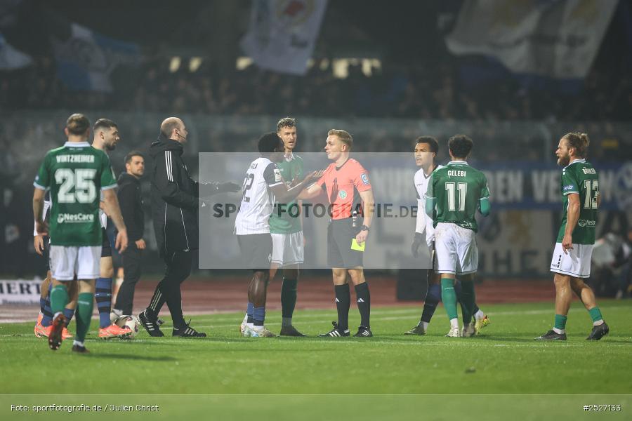 sport, action, Schweinfurt, Sachs-Stadion, SVW, SV Waldhof Mannheim, Fussball, FCS, DFB, 3. Liga, 29.11.2025, 16. Spieltag, 1. FC Schweinfurt 1905 - Bild-ID: 2527133