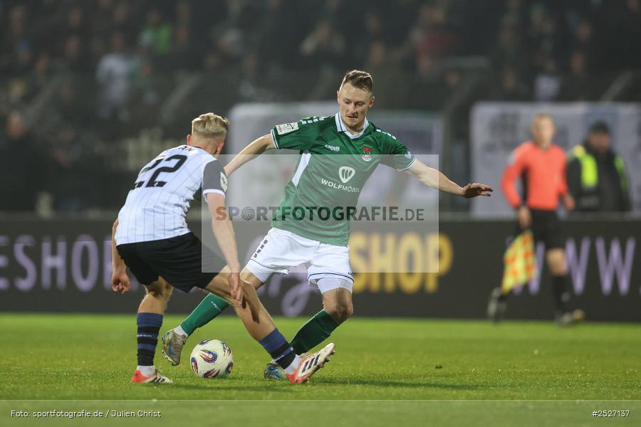 sport, action, Schweinfurt, Sachs-Stadion, SVW, SV Waldhof Mannheim, Fussball, FCS, DFB, 3. Liga, 29.11.2025, 16. Spieltag, 1. FC Schweinfurt 1905 - Bild-ID: 2527137